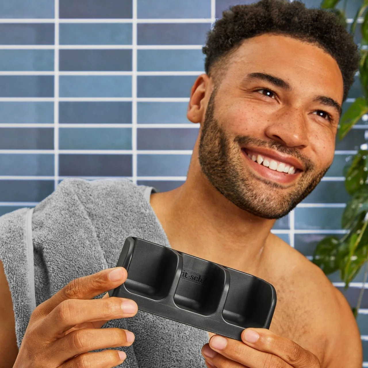 Black Self-Draining Soap Dish - Image 3