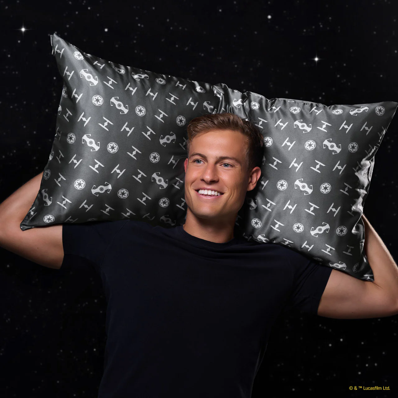 Star Wars™ & Kitsch Satin Pillowcase in Galactic Empire - King - Image 3