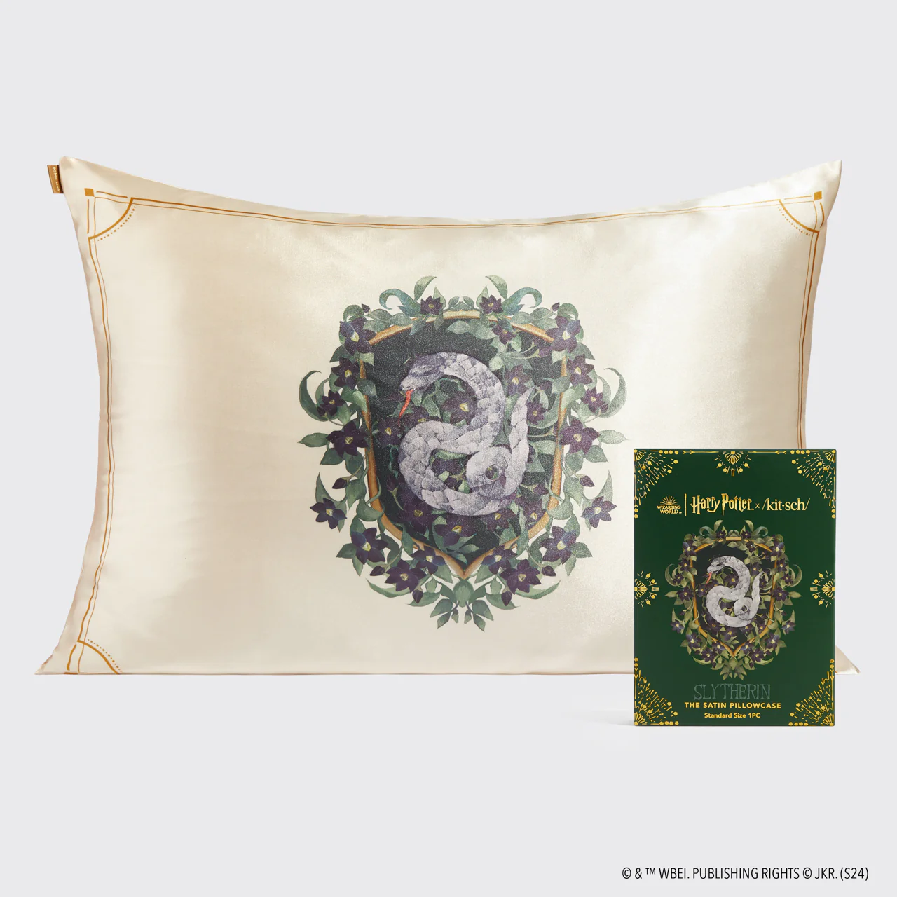 Ultimate Hogwarts Collectors Bundle - Standard - Image 7